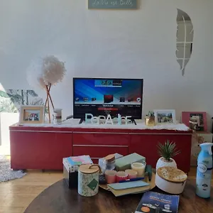 Cosy En Plein Centre Guidel